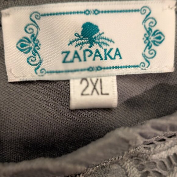 Zapaka Short Sleeve Gray Floral Lace Dress, Size 2XL, Excellent Used Condition! - Picture 7 of 7